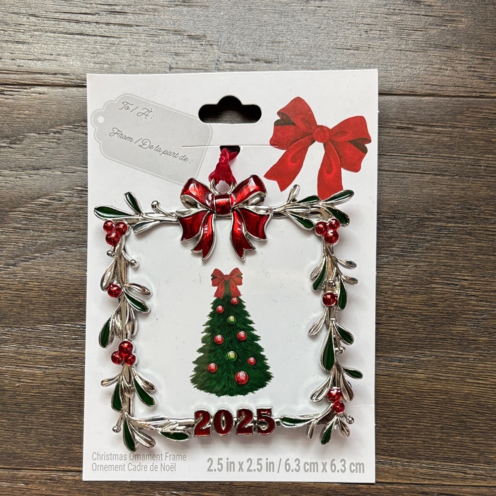 Studio Decor 2025 Metal Holly leaves/berries glass picture frame,Christmas decor
